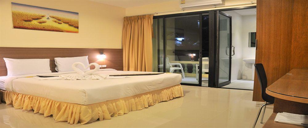 The Wave Hotel Patong Sha Phuket Dış mekan fotoğraf