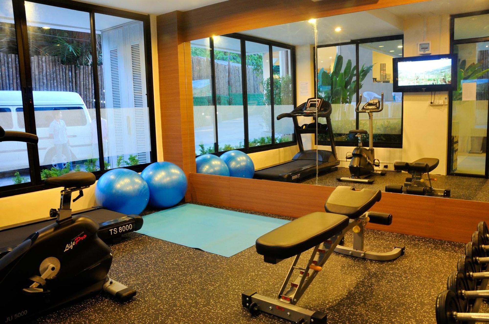 The Wave Hotel Patong Sha Phuket Dış mekan fotoğraf