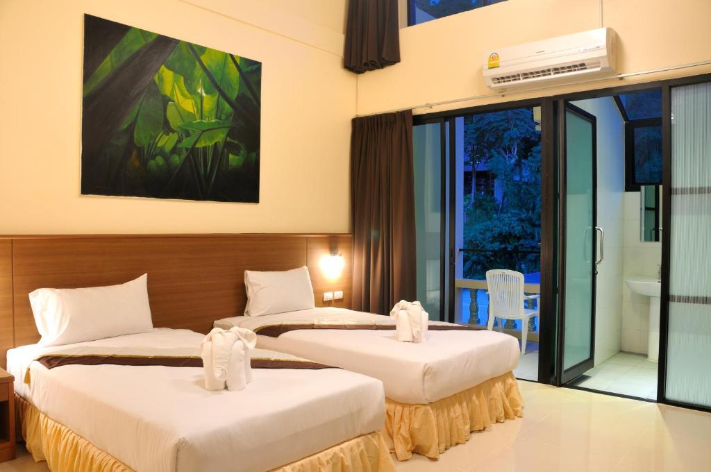 The Wave Hotel Patong Sha Phuket Oda fotoğraf