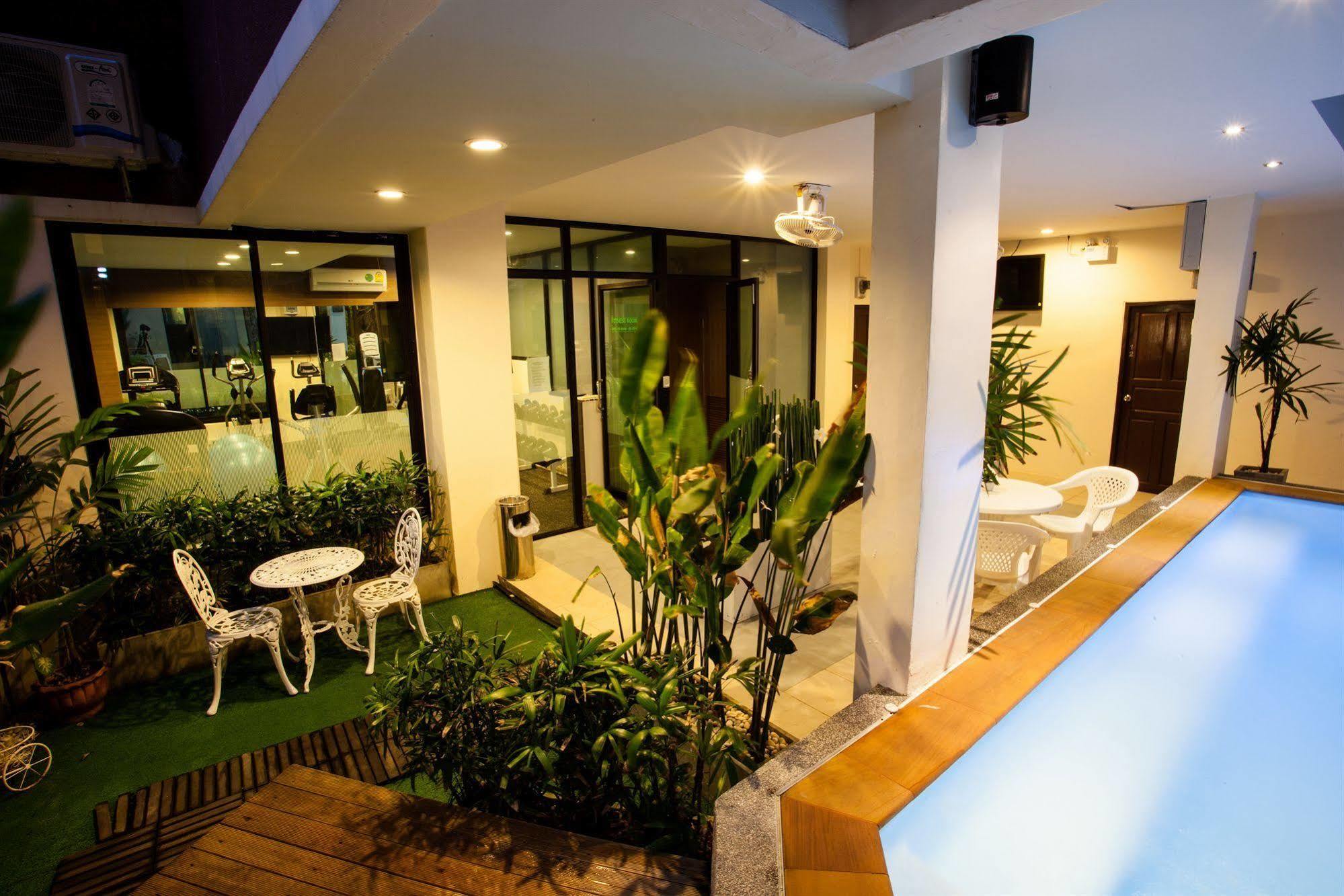 The Wave Hotel Patong Sha Phuket Dış mekan fotoğraf